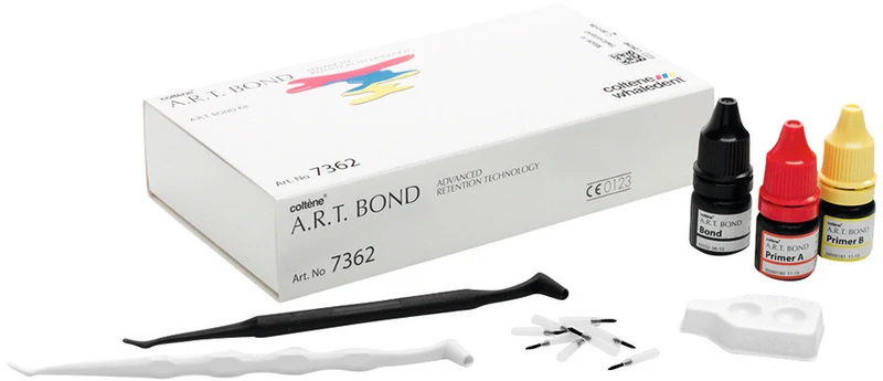 Kit 2 x 5 ml Primer, 1 Bond, 2 Pinselhalter, 100 Pinsel, 40 Tüpfelschalen Kit 2 x 5 ml Primer, 1 Bond, 2 Pinselhalter, 100 Pinsel, 40 Tüpfelschalen
